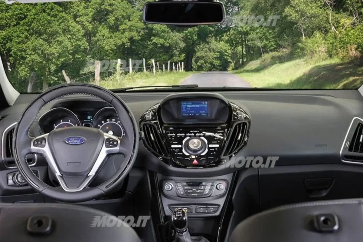 La Ford B-MAX è la Multi Activity Vehicle più venduta in Europa (11)