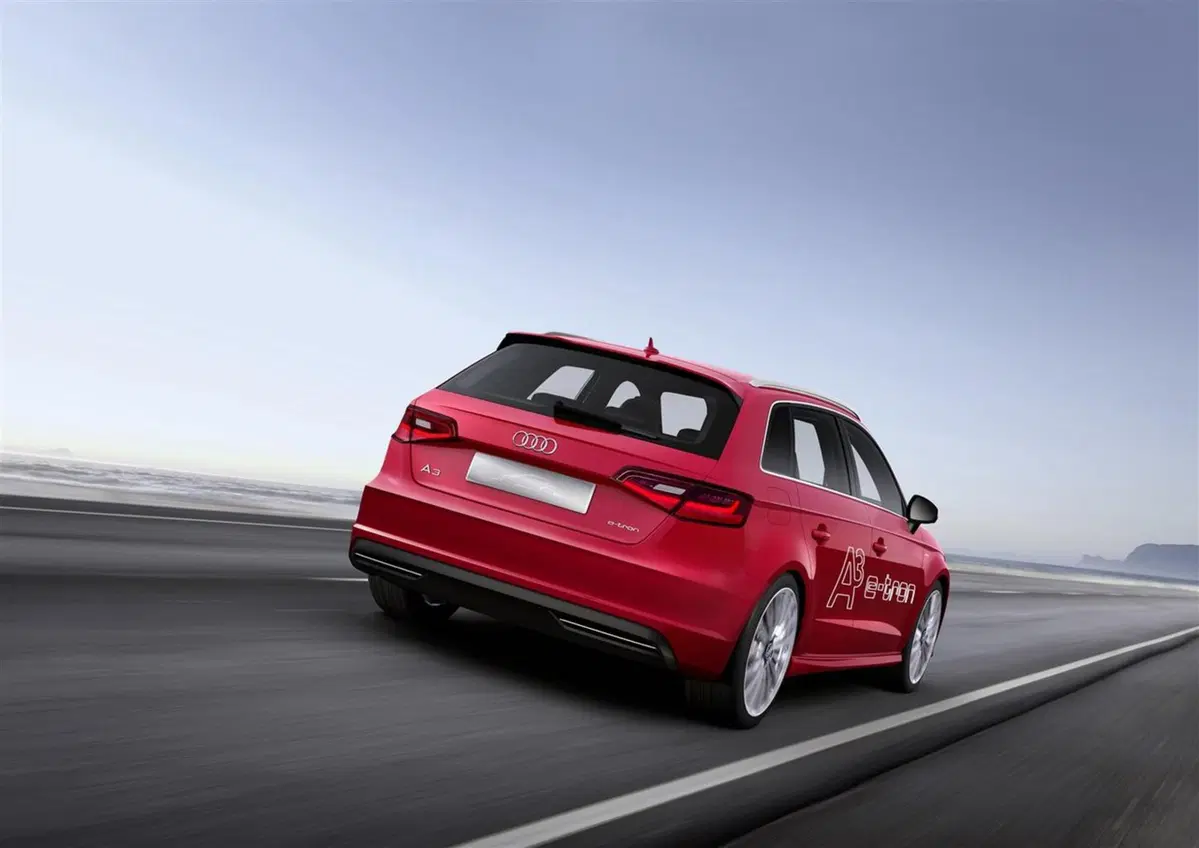 Audi A3 Sportback e-tron: arriverà sul mercato nel 2014 (2)