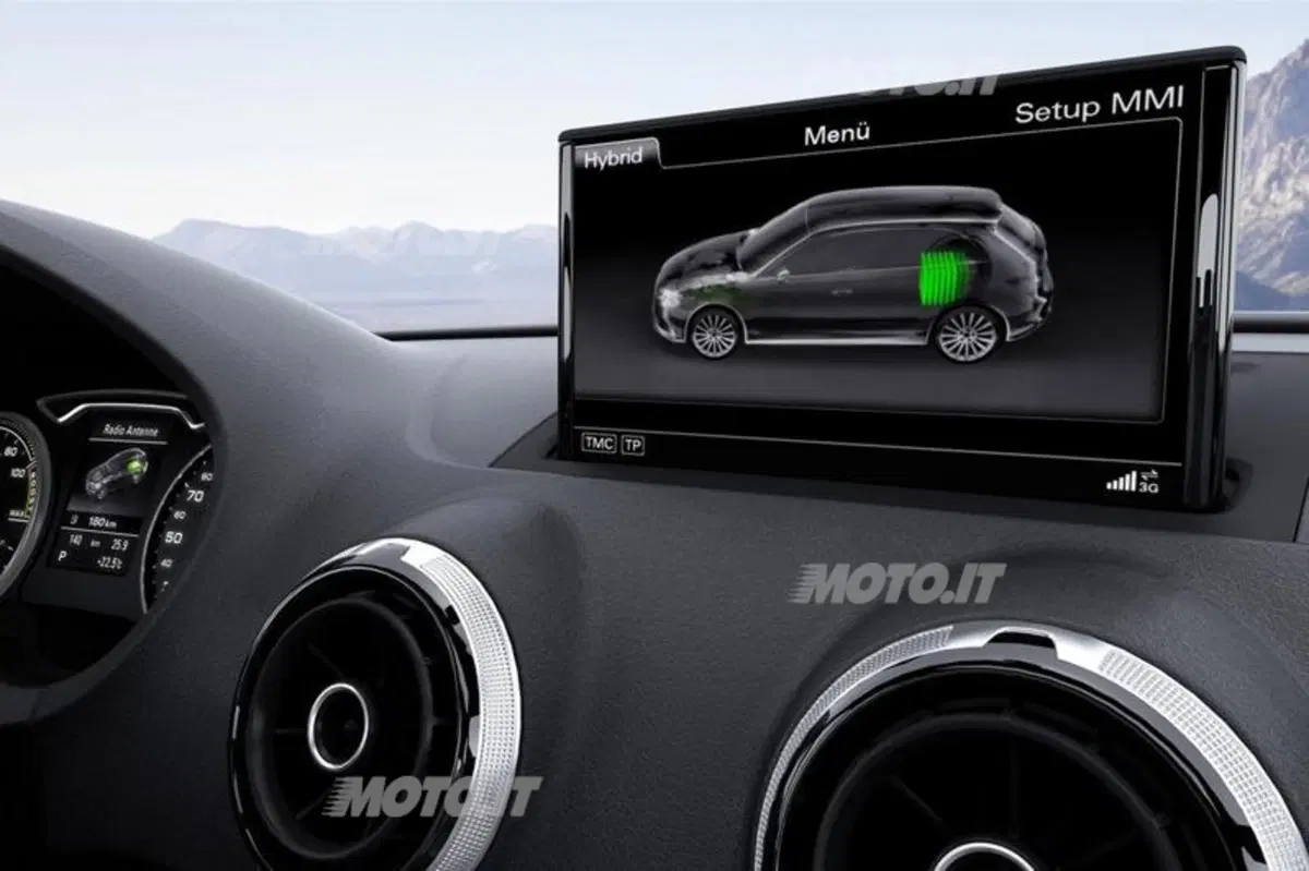 Audi A3 Sportback e-tron: arriverà sul mercato nel 2014 (14)