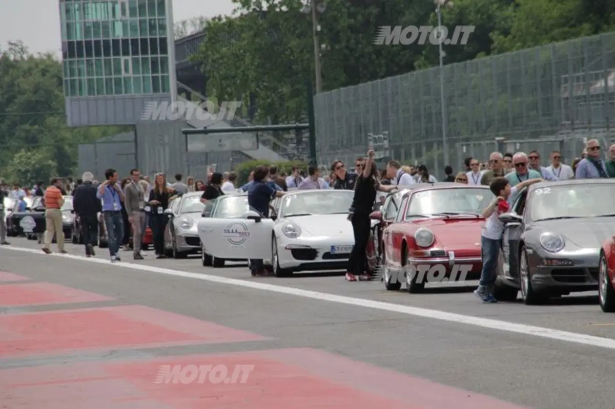 Porsche 911: 250 esemplari a Monza per festeggiare i 50 anni del modello (8)