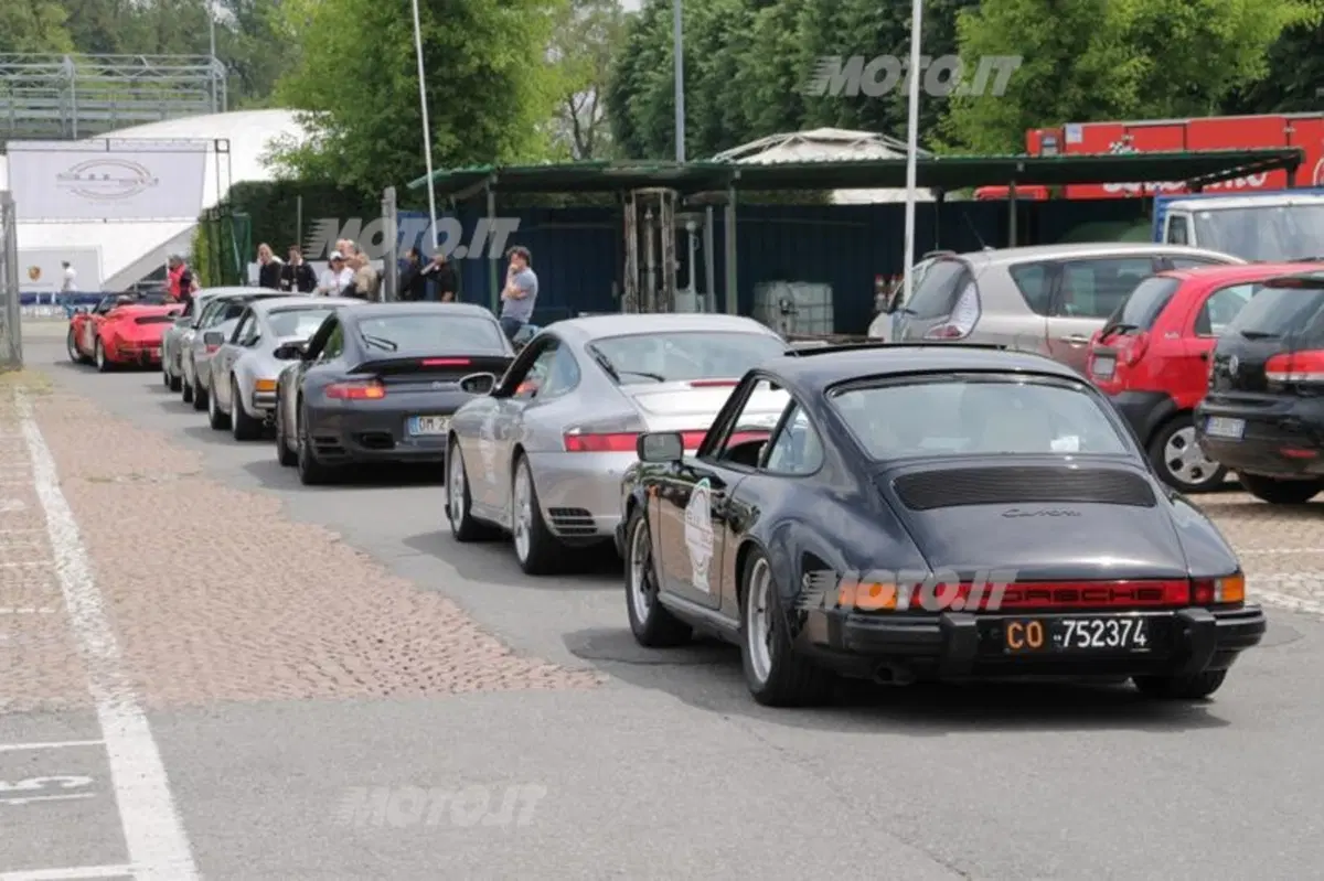 Porsche 911: 250 esemplari a Monza per festeggiare i 50 anni del modello (23)