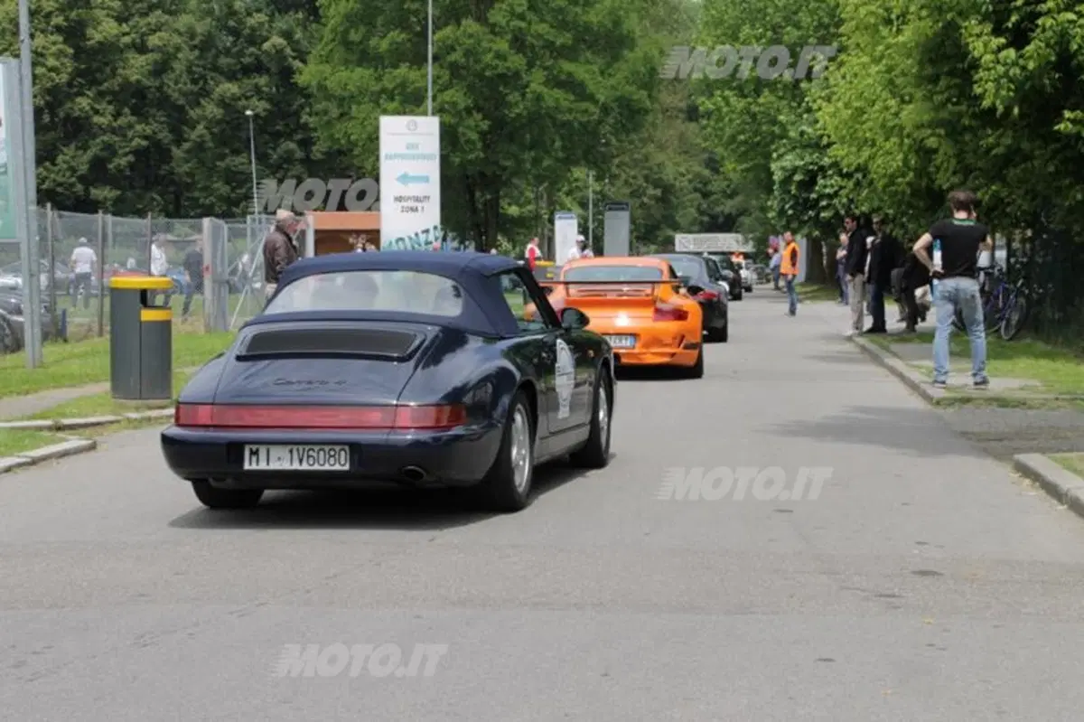 Porsche 911: 250 esemplari a Monza per festeggiare i 50 anni del modello (31)