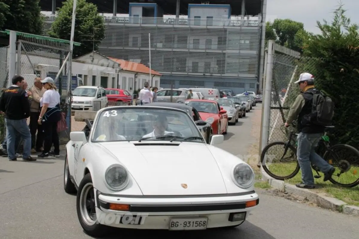 Porsche 911: 250 esemplari a Monza per festeggiare i 50 anni del modello (33)