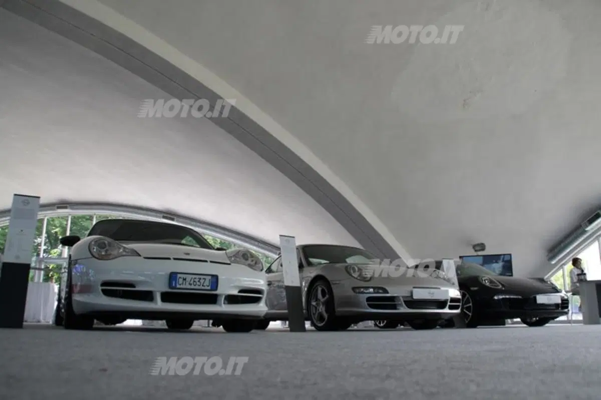 Porsche 911: 250 esemplari a Monza per festeggiare i 50 anni del modello (37)