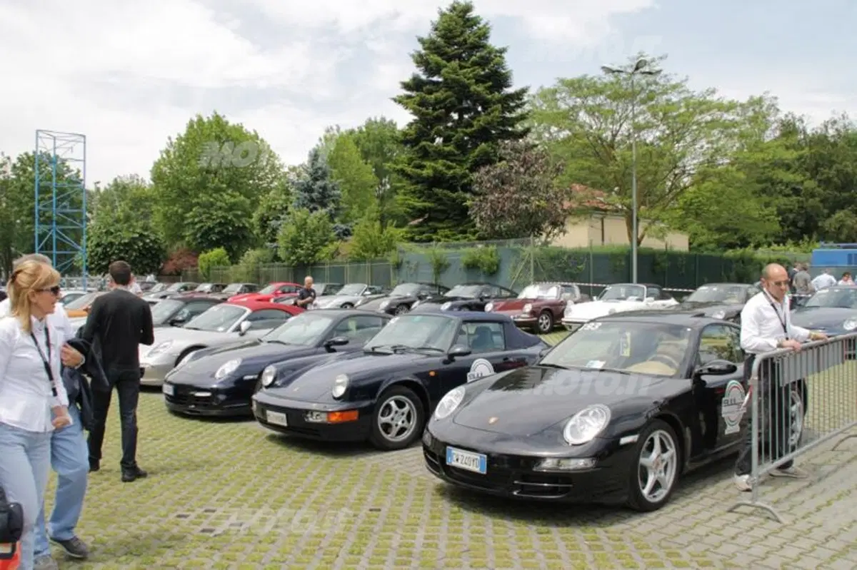 Porsche 911: 250 esemplari a Monza per festeggiare i 50 anni del modello (41)