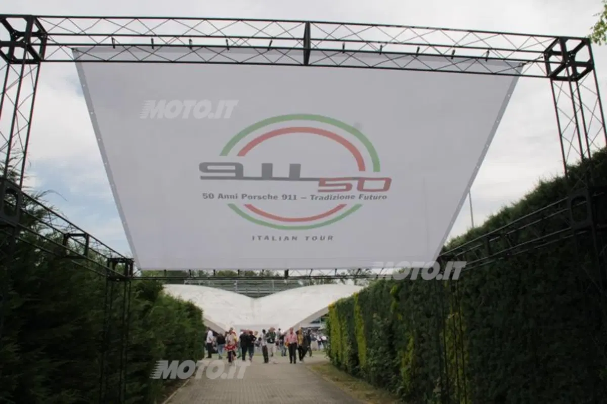 Porsche 911: 250 esemplari a Monza per festeggiare i 50 anni del modello (46)