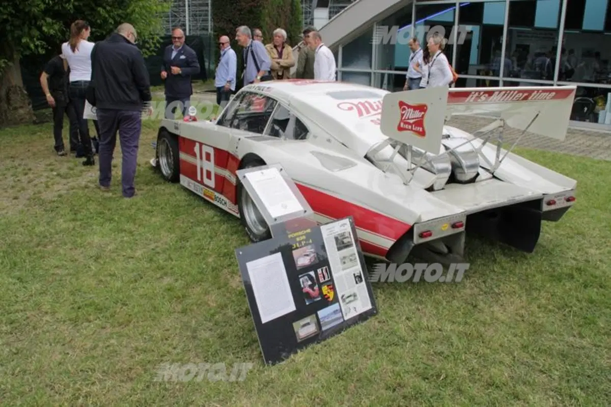 Porsche 911: 250 esemplari a Monza per festeggiare i 50 anni del modello (47)