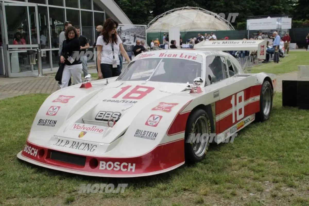 Porsche 911: 250 esemplari a Monza per festeggiare i 50 anni del modello (48)