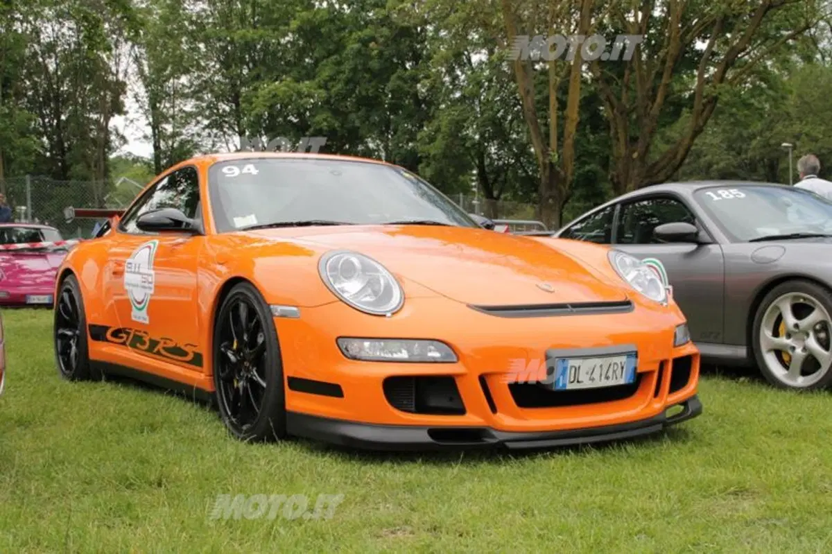 Porsche 911: 250 esemplari a Monza per festeggiare i 50 anni del modello (59)