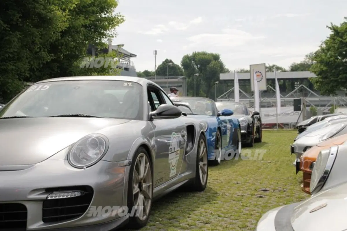 Porsche 911: 250 esemplari a Monza per festeggiare i 50 anni del modello (71)