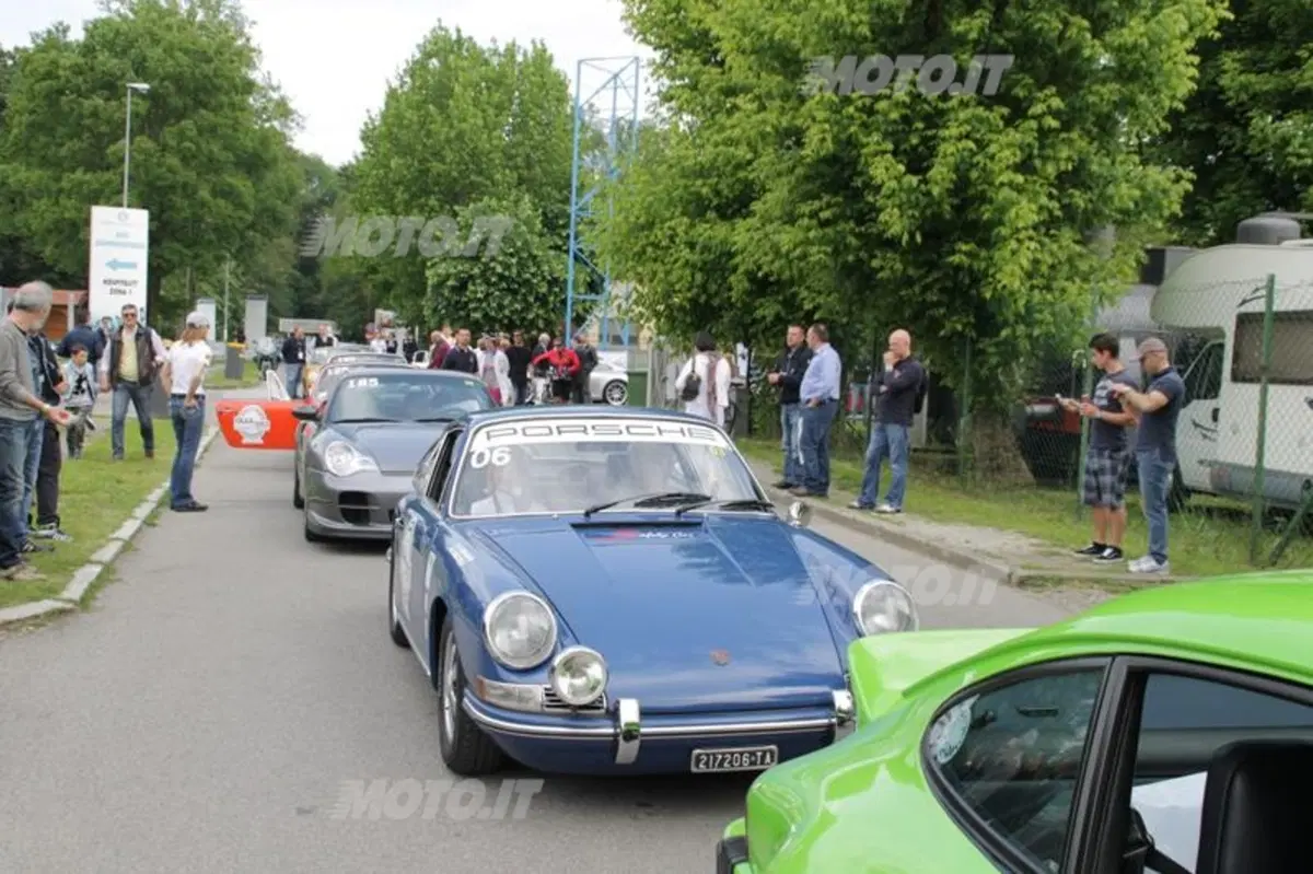 Porsche 911: 250 esemplari a Monza per festeggiare i 50 anni del modello (76)