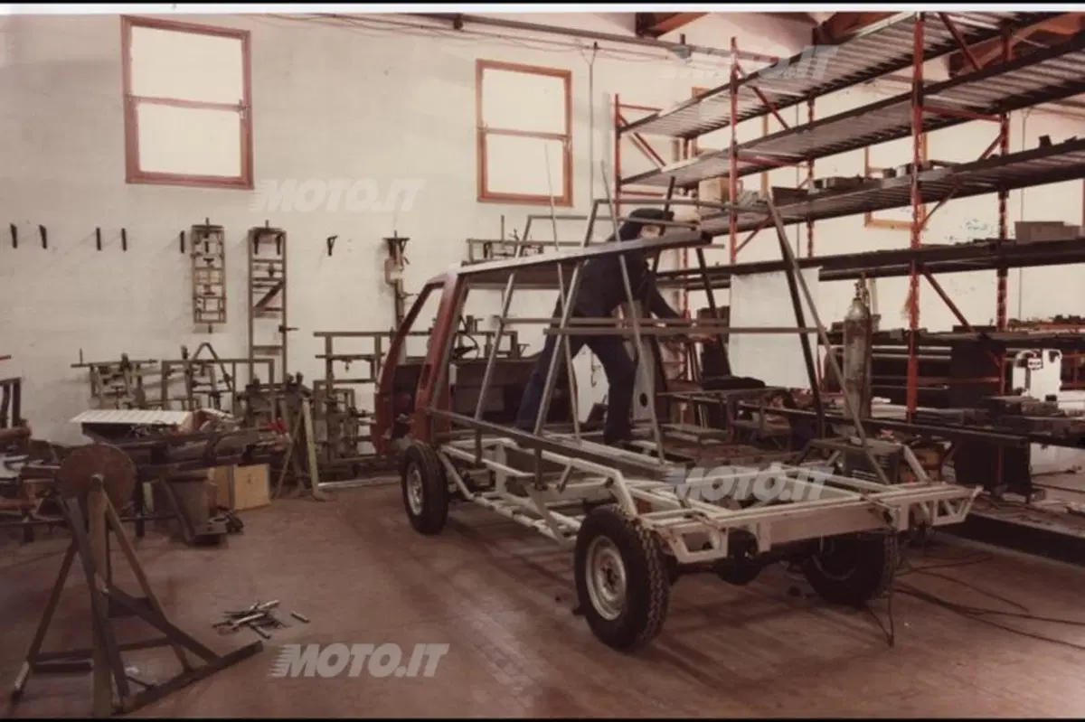 Auto elettrica e car sharing: l'inventore del Cynar li immaginava già negli anni '70 (15)