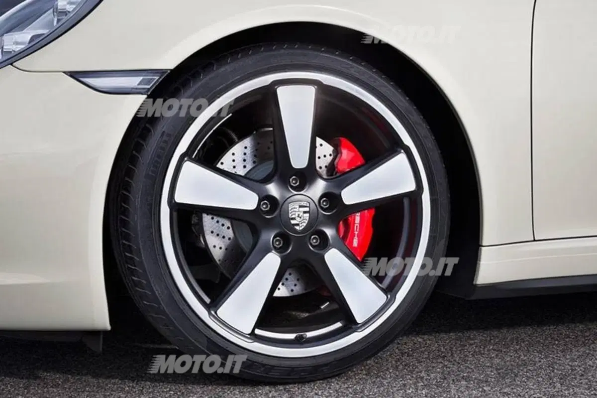 Porsche 911 50th Anniversary Edition (7)