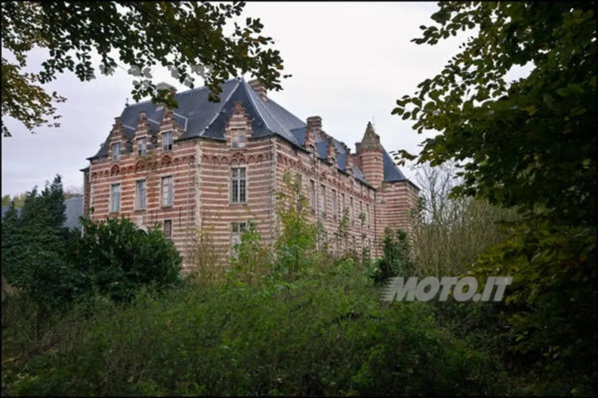 Alfa Romeo: rinvenuti sei esemplari da collezione in un castello abbandonato (7)
