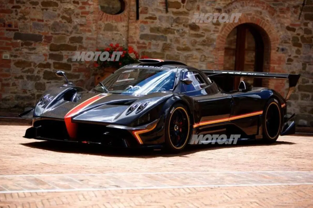Pagani Zonda Revolucion
