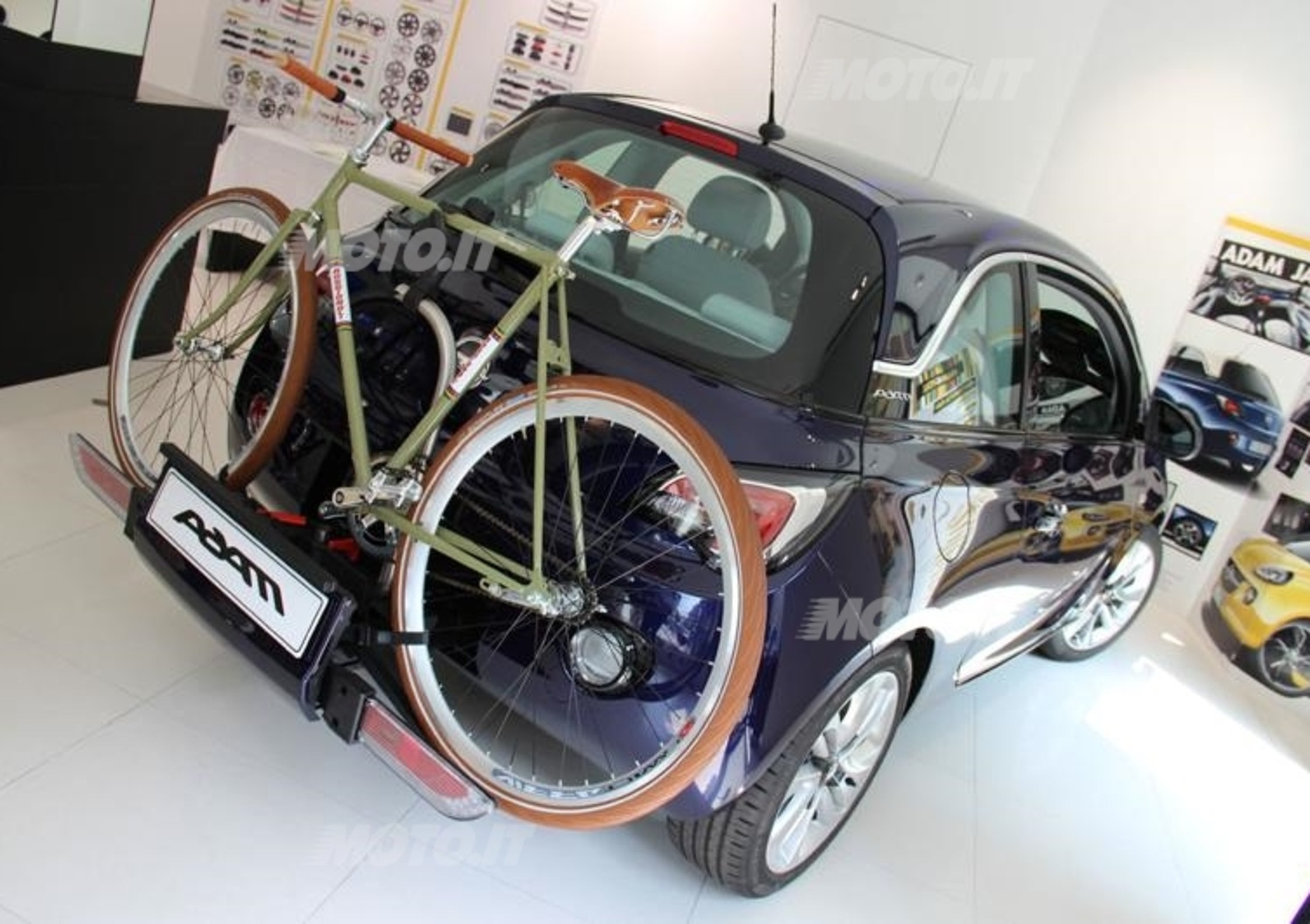 Opel FlexFix: il portabici integrato protagonista di Let&rsquo;s Bike Ride Show