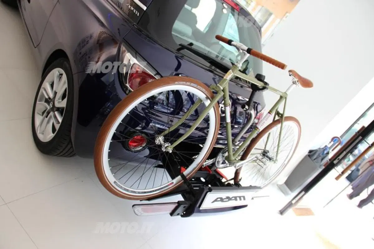 Opel FlexFix: il portabici integrato protagonista di Let’s Bike Ride Show (3)