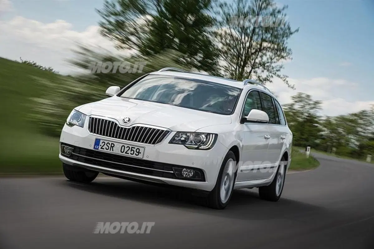 Skoda Superb e Superb Wagon: listino prezzi (3)