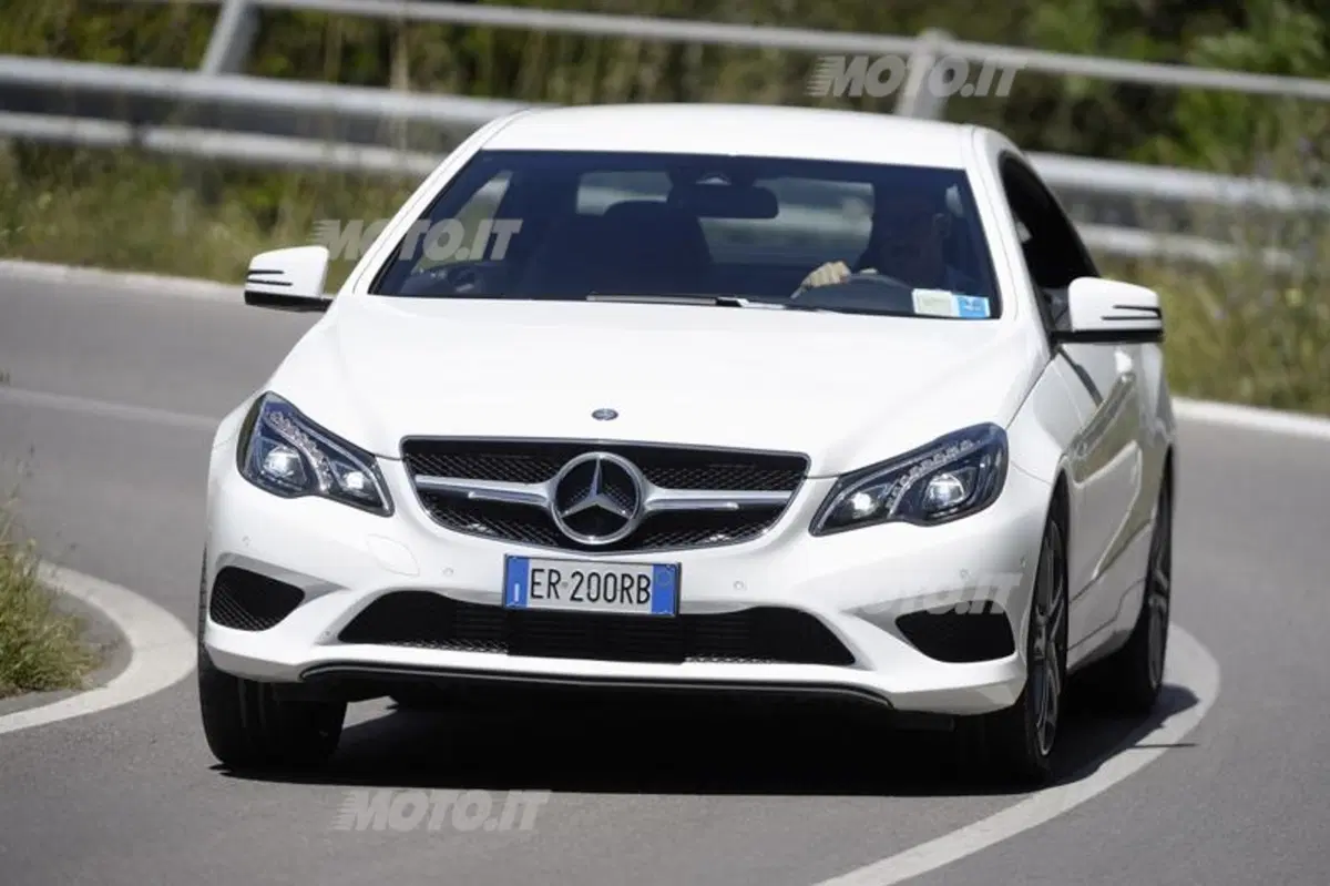 Mercedes Classe E: le nuove Cabrio e Coupé