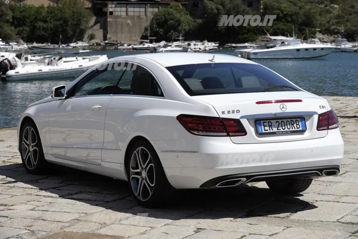 Mercedes Classe E: le nuove Cabrio e Coupé (14)