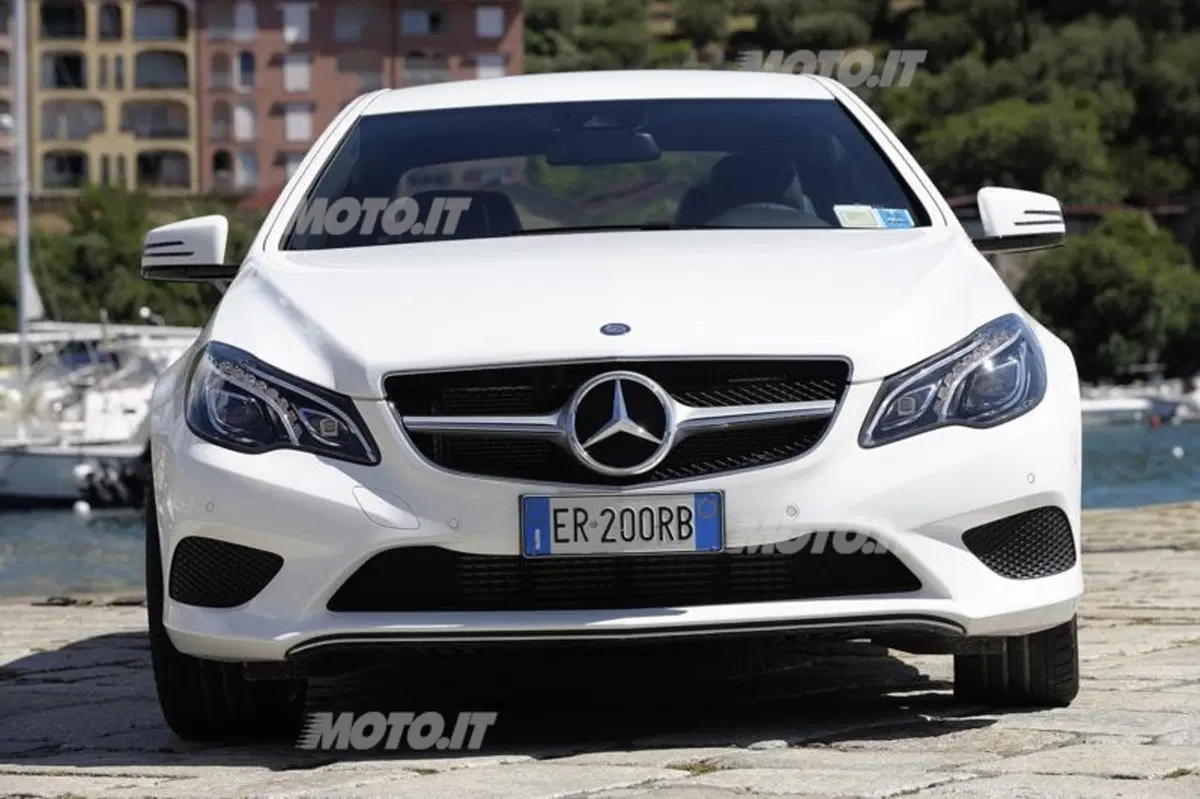 Mercedes Classe E: le nuove Cabrio e Coupé (15)