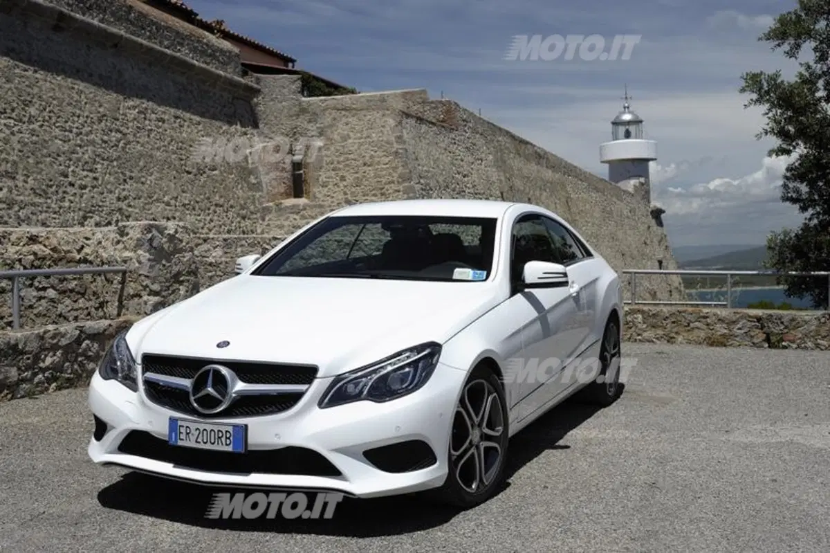 Mercedes Classe E: le nuove Cabrio e Coupé (22)