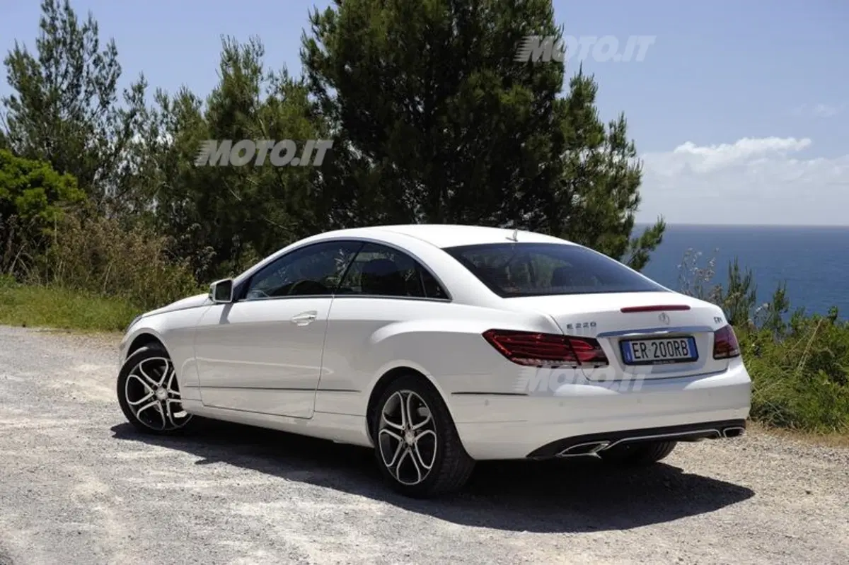 Mercedes Classe E: le nuove Cabrio e Coupé (32)
