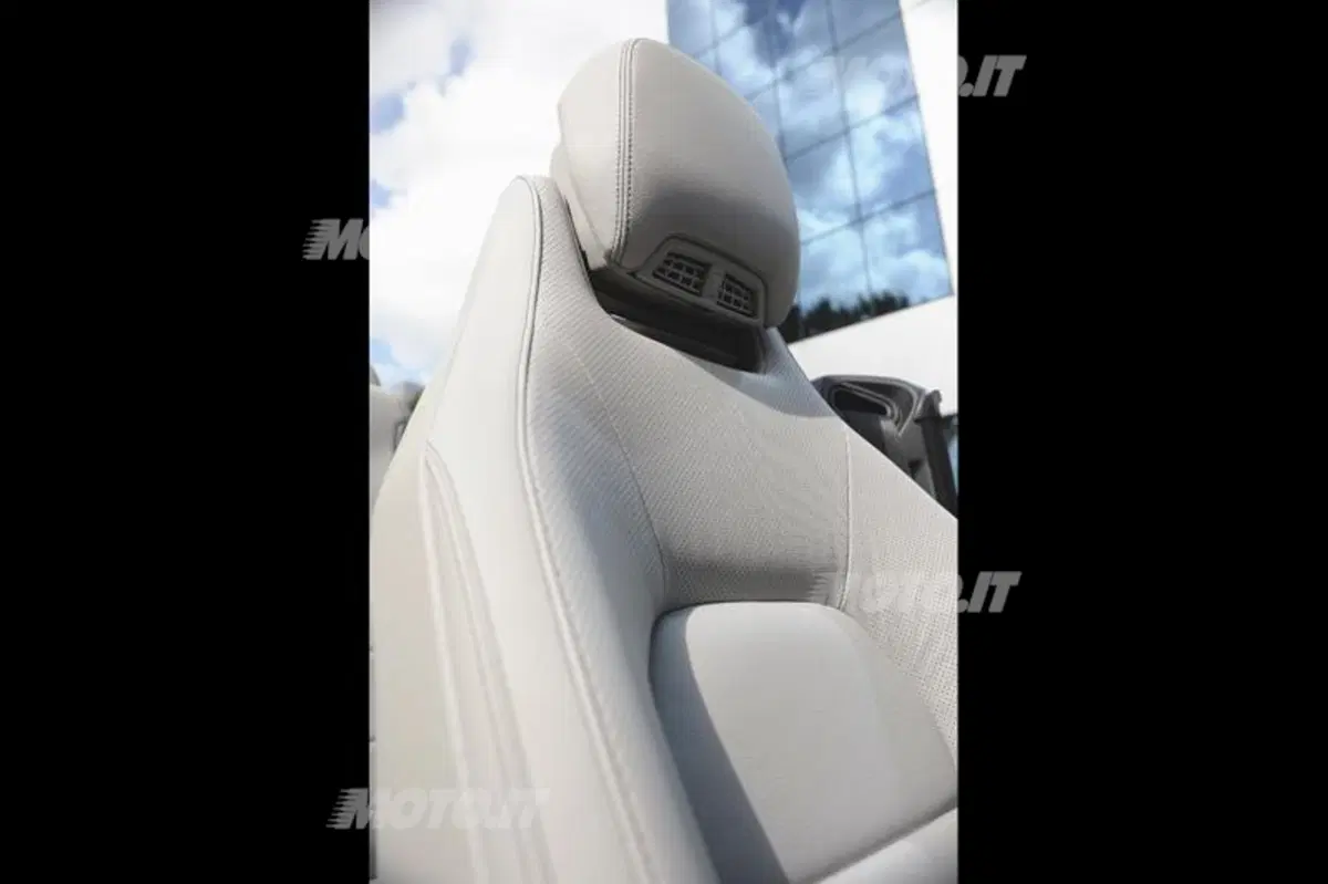 Mercedes Classe E: le nuove Cabrio e Coupé (64)