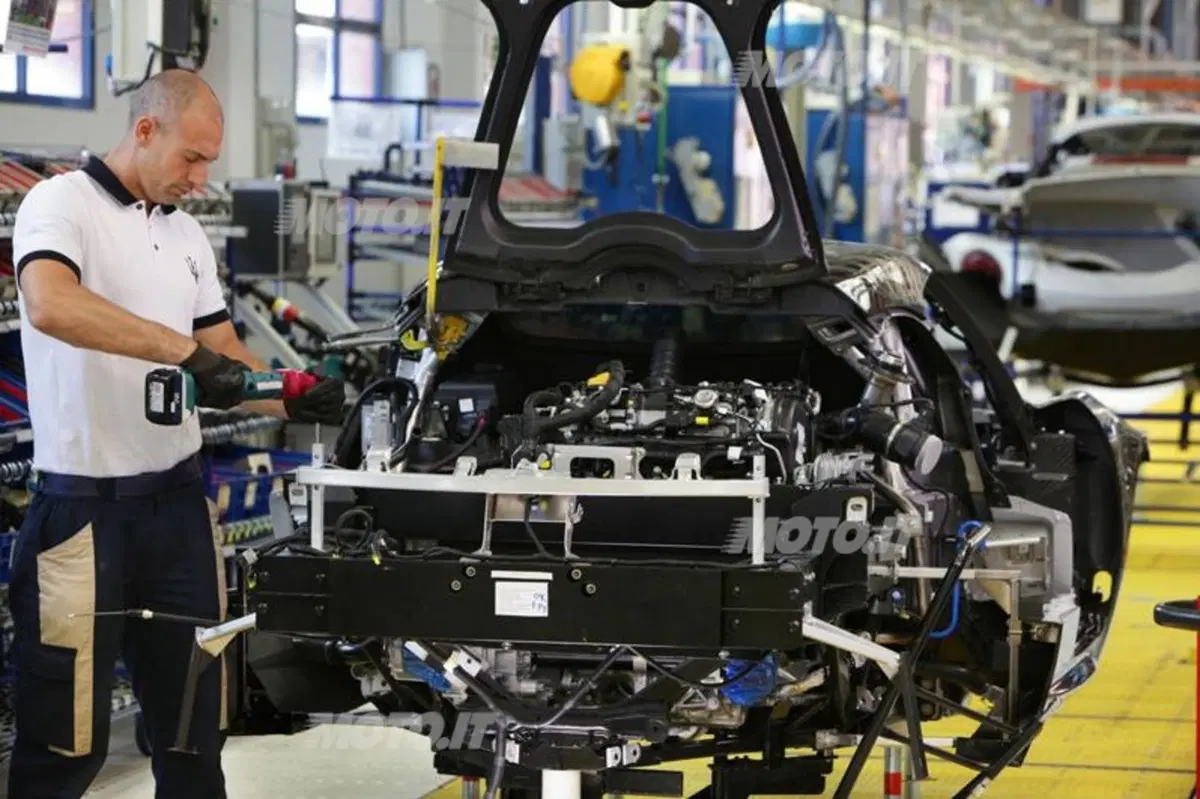 Vignon: «L'Alfa Romeo 4C è progettata in funzione dell'emozione di guida» (21)