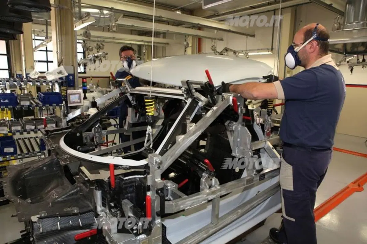 Vignon: «L'Alfa Romeo 4C è progettata in funzione dell'emozione di guida» (29)
