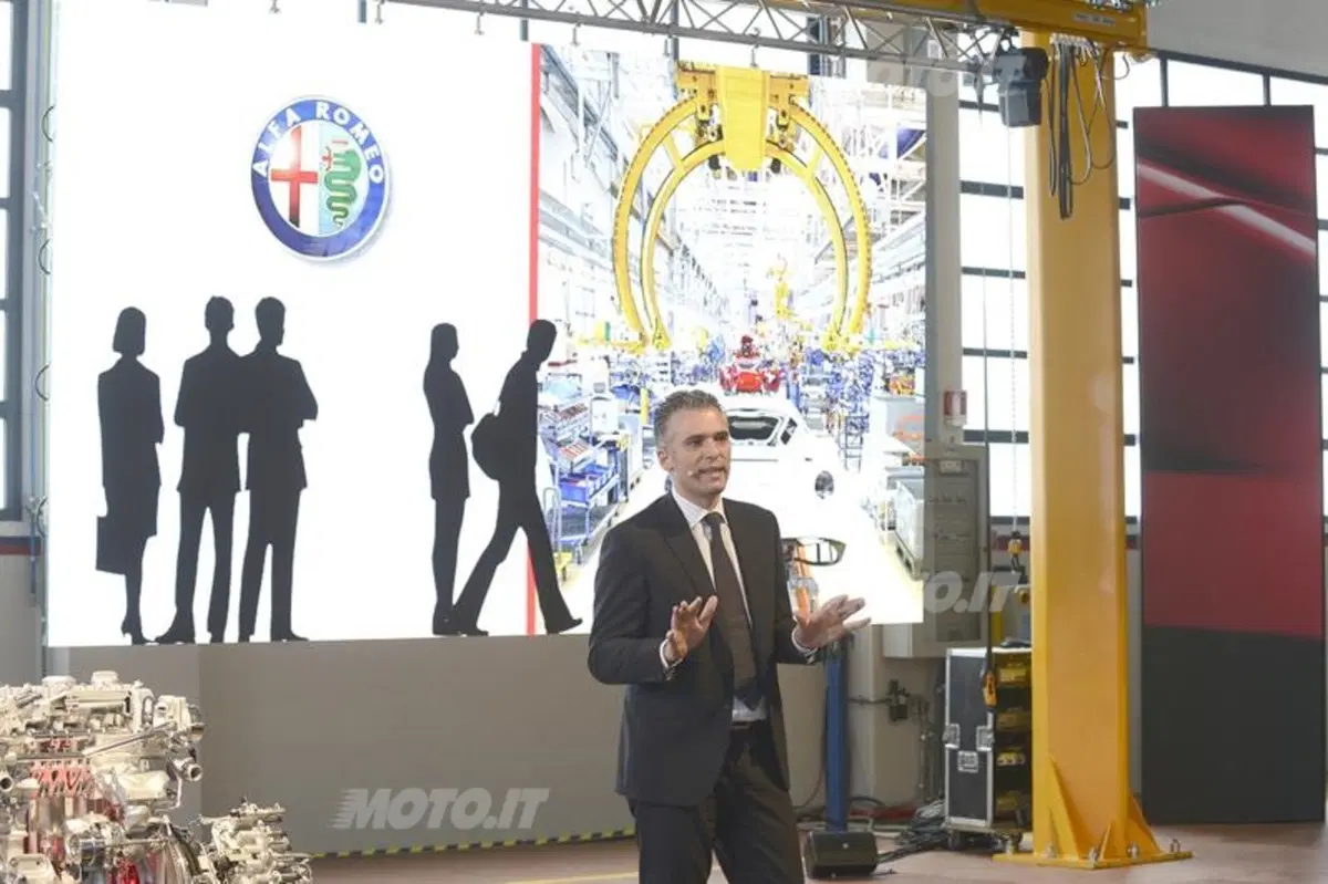 Alfa Romeo 4C: nel cuore dello stabilimento di produzione a Modena (11)