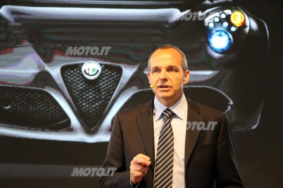 Alfa Romeo 4C: nel cuore dello stabilimento di produzione a Modena (48)