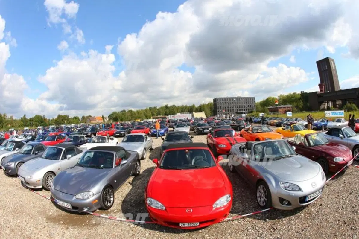 Mazda MX-5: con Automoto.it al raduno del record in Olanda (5)