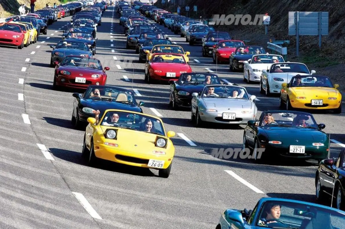 Mazda MX-5: con Automoto.it al raduno del record in Olanda (7)