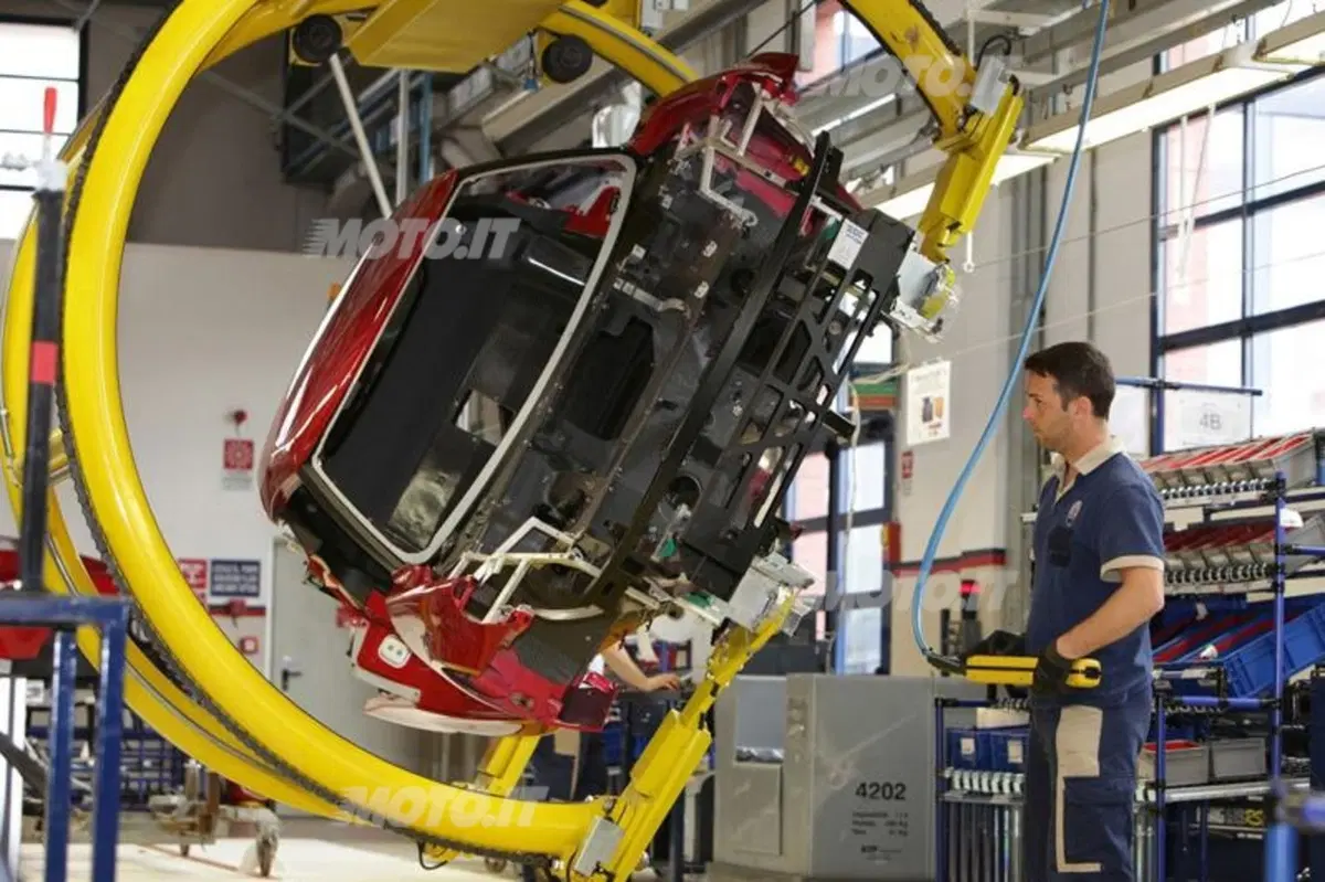 Pierallini: «Alfa Romeo 4C è nata da un foglio bianco» (9)