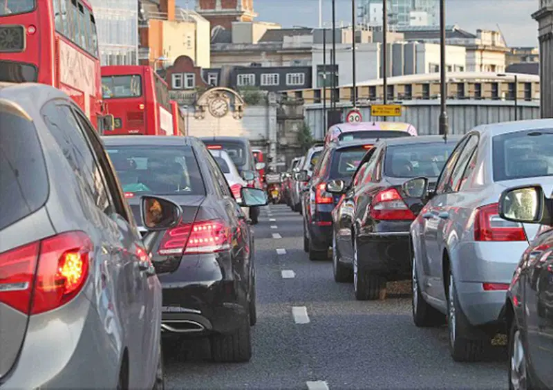 Parigi, Citt&agrave; del Messico, Madrid e Atene verso il bando dei motori Diesel