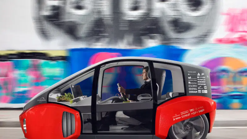 Rinspeed Oasis, l'auto con il giardino al CES di Las Vegas