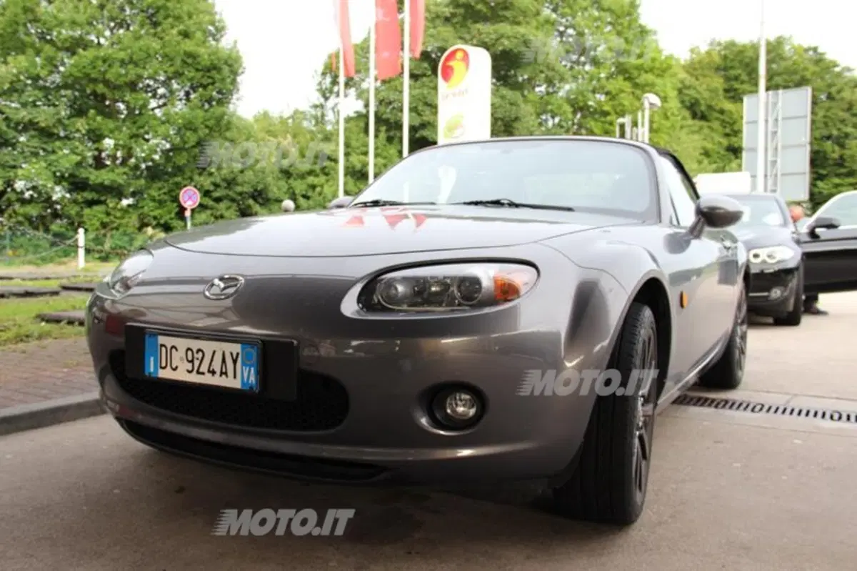 Mazda MX-5: il viaggio verso il nuovo record in Olanda (2)