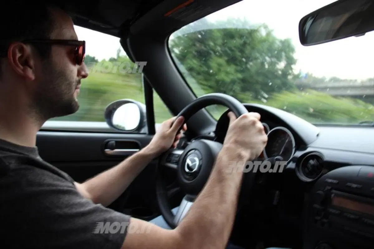 Mazda MX-5: il viaggio verso il nuovo record in Olanda (14)