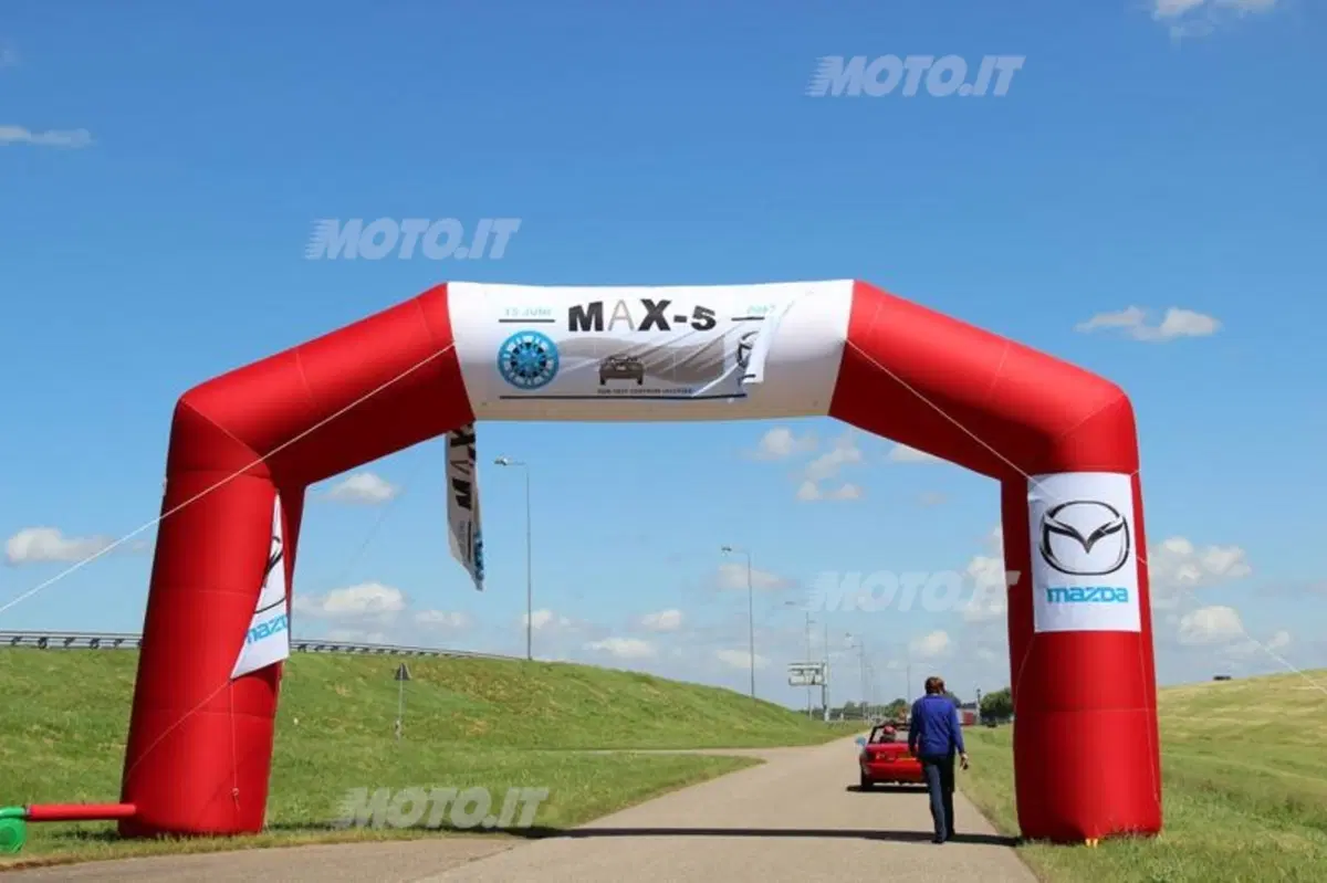 Mazda MX-5: il viaggio verso il nuovo record in Olanda (15)