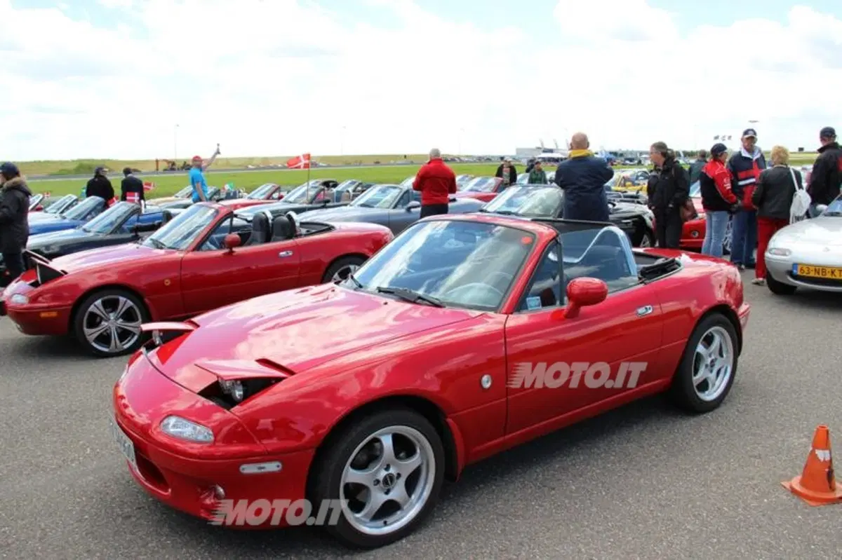 Mazda MX-5: il viaggio verso il nuovo record in Olanda (25)