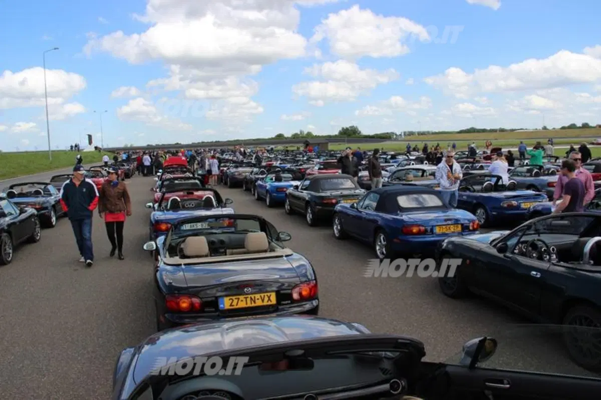 Mazda MX-5: il viaggio verso il nuovo record in Olanda (37)