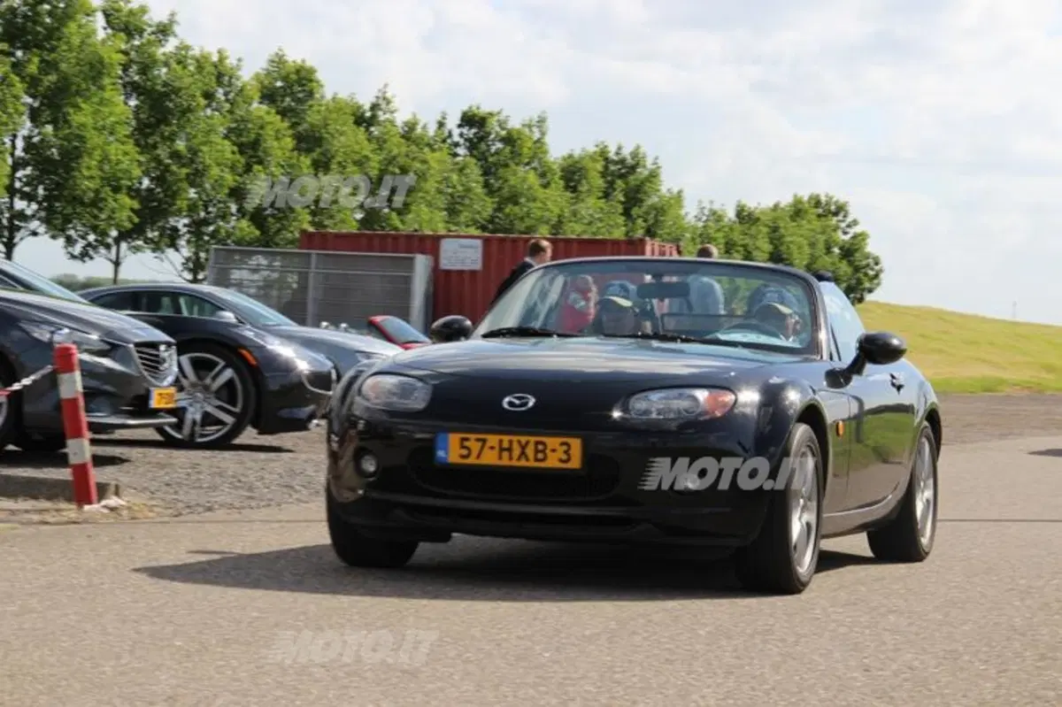 Mazda MX-5: il viaggio verso il nuovo record in Olanda (57)