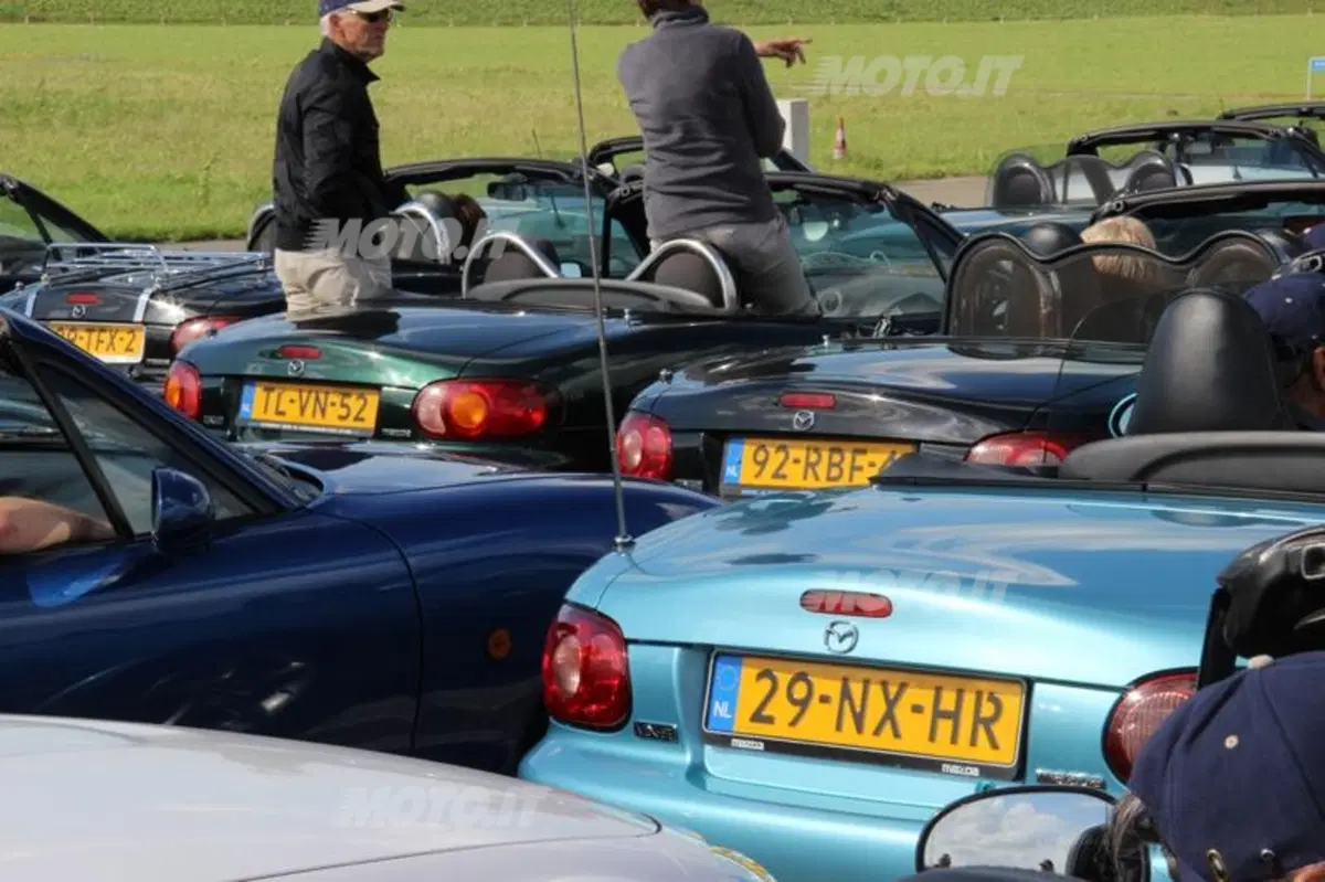 Mazda MX-5: il viaggio verso il nuovo record in Olanda (60)
