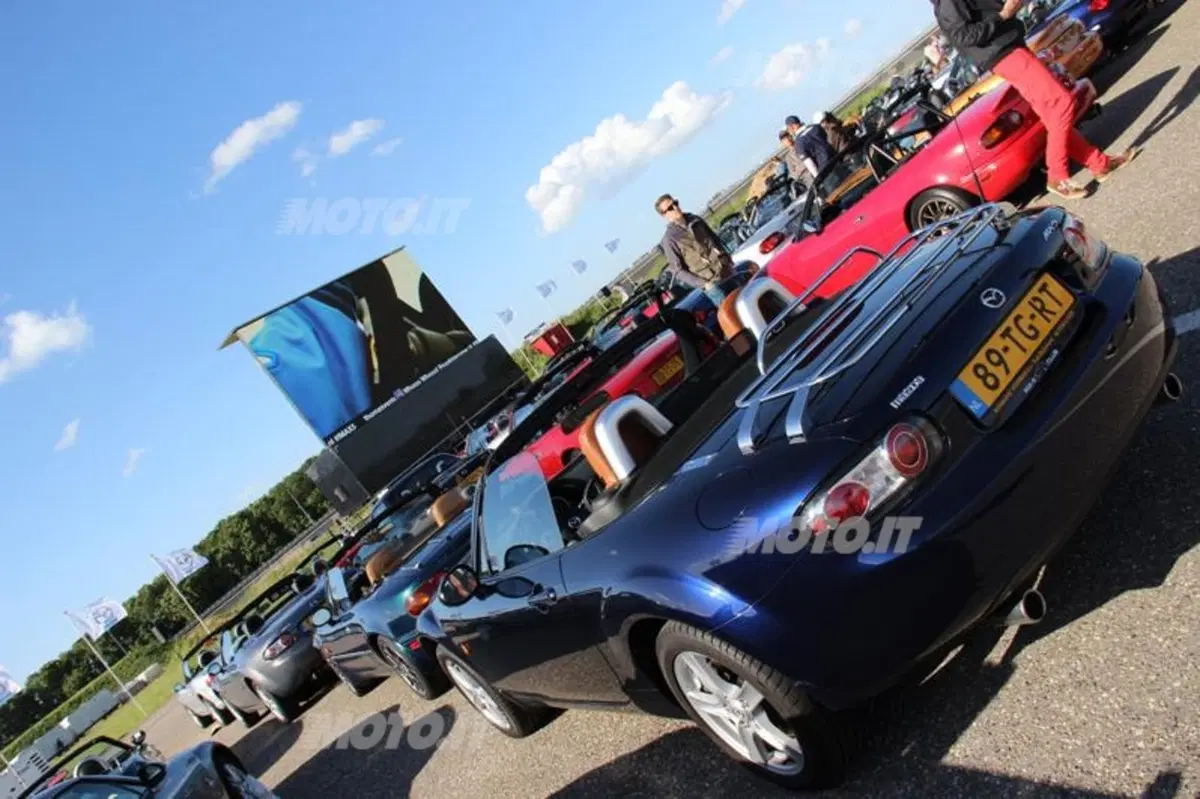 Mazda MX-5: il viaggio verso il nuovo record in Olanda (69)