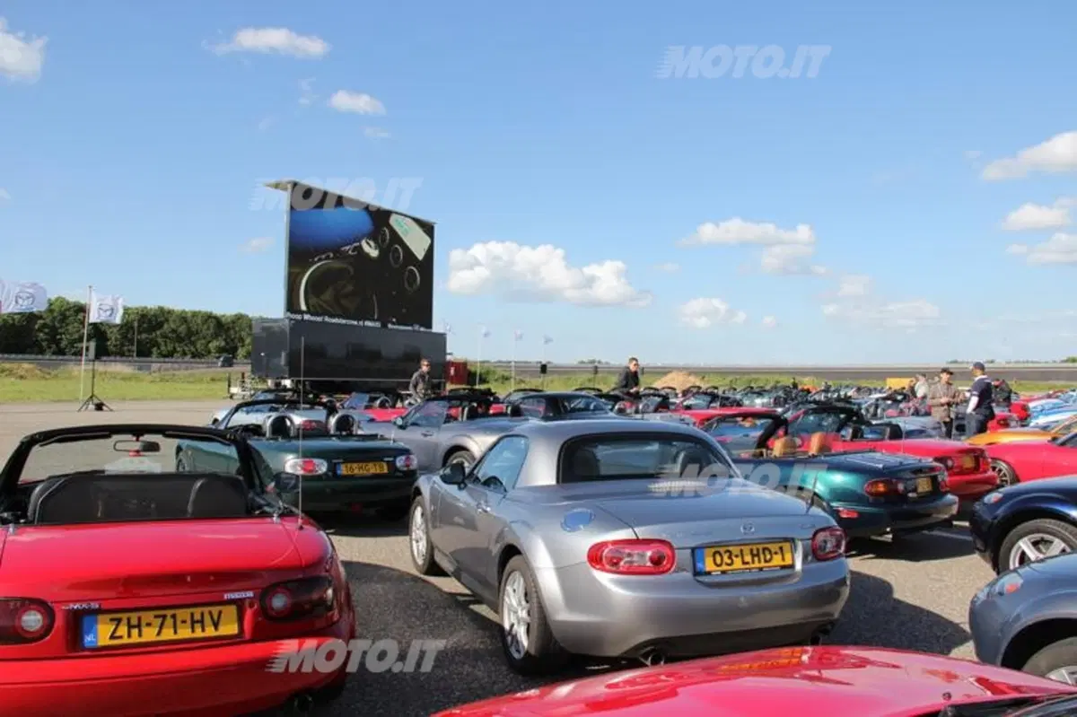 Mazda MX-5: il viaggio verso il nuovo record in Olanda (70)