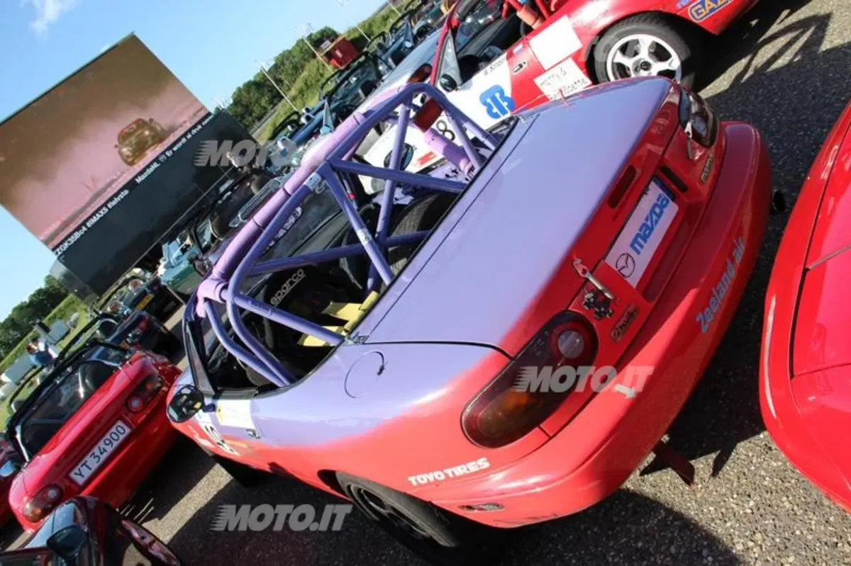 Mazda MX-5: il viaggio verso il nuovo record in Olanda (74)