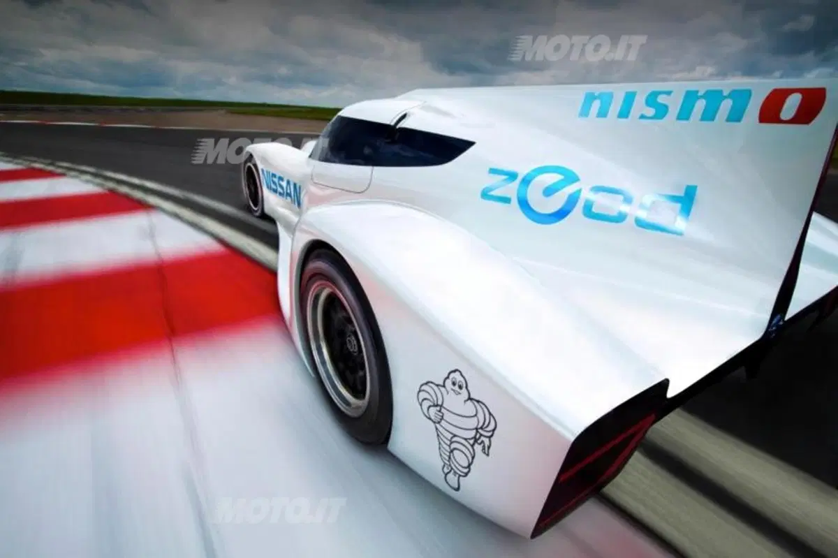 Nissan ZEOD RC (3)