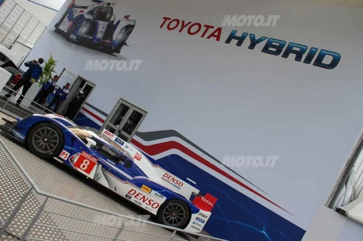 Alex Wurz, Toyota TS030 Hybrid: «Le Audi sono più veloci, ma noi puntiamo sulla strategia» (5)