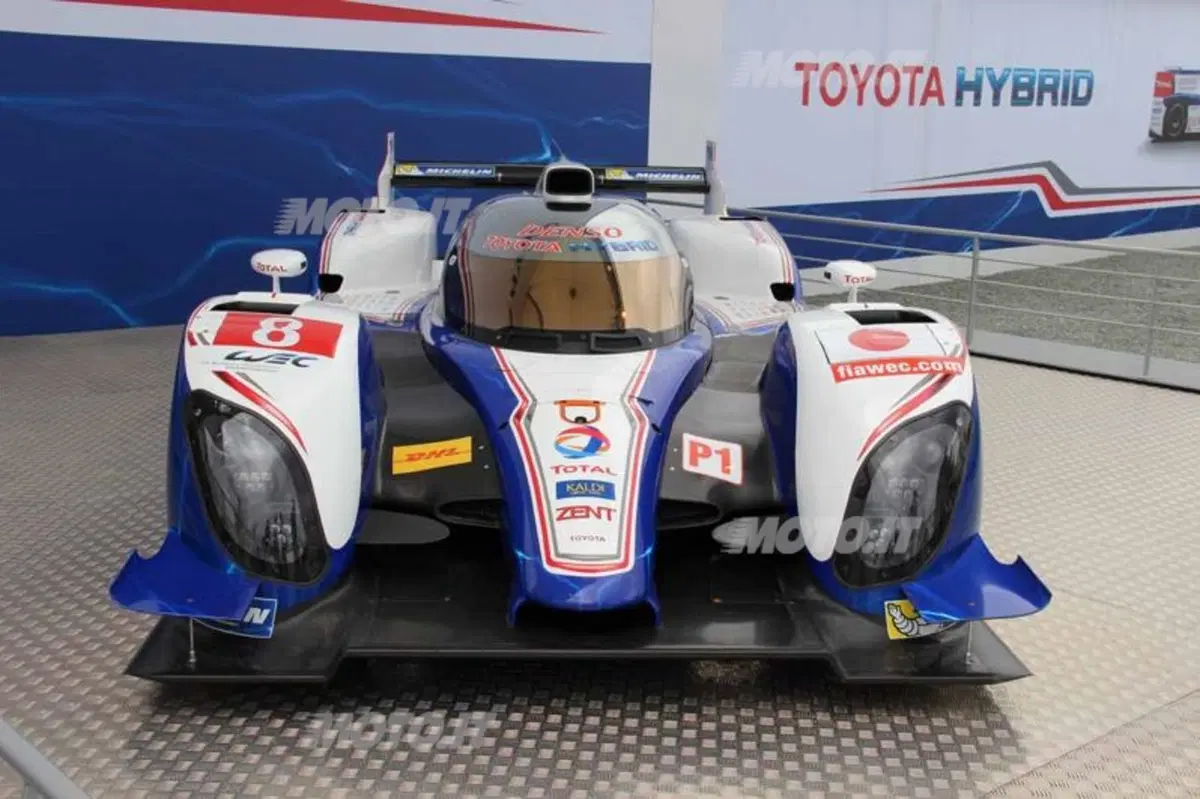 Alex Wurz, Toyota TS030 Hybrid: «Le Audi sono più veloci, ma noi puntiamo sulla strategia» (8)